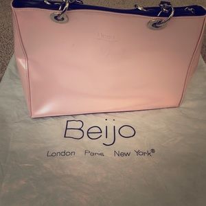 Beijo tote. PRICE REDUCED